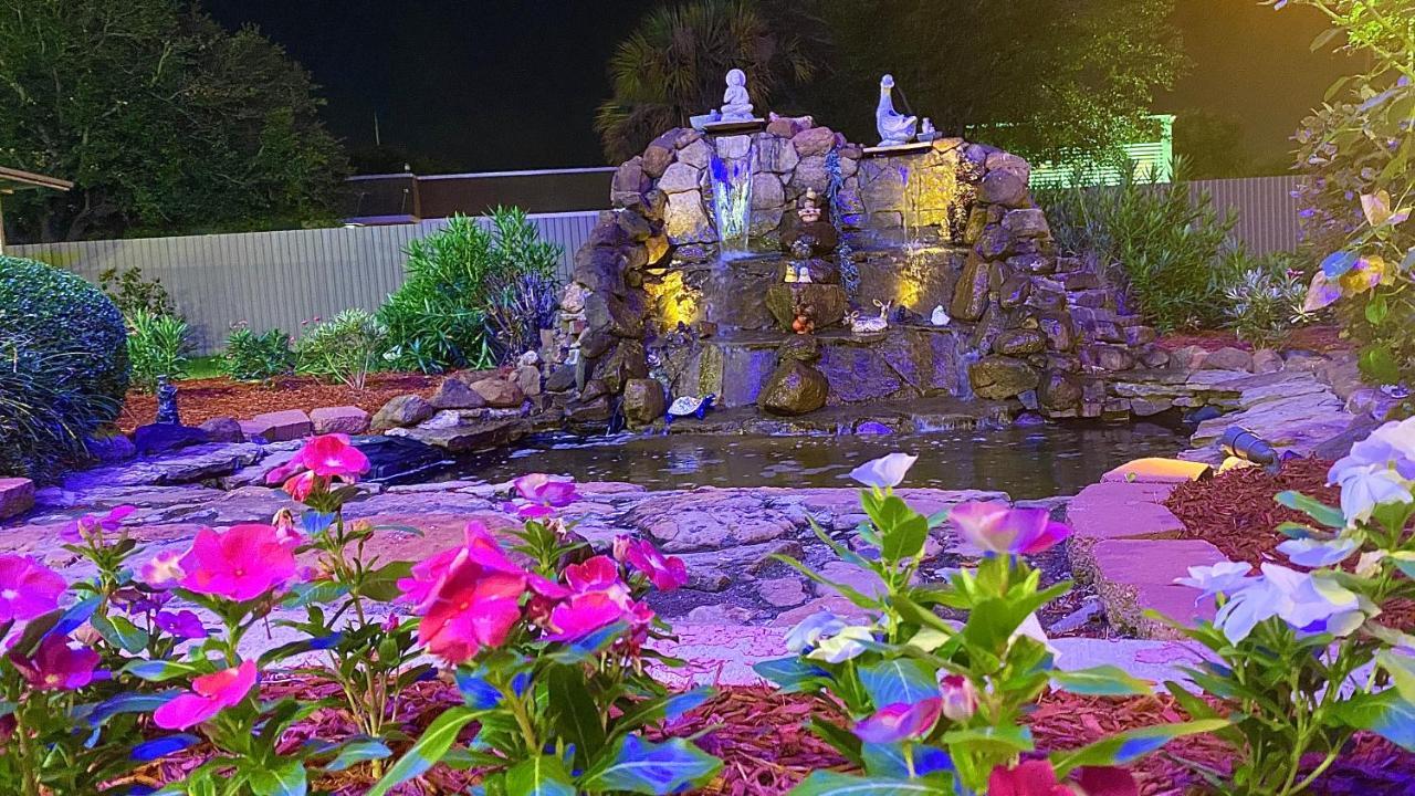 Island Suites Hobby Airport Х'юстон Екстер'єр фото